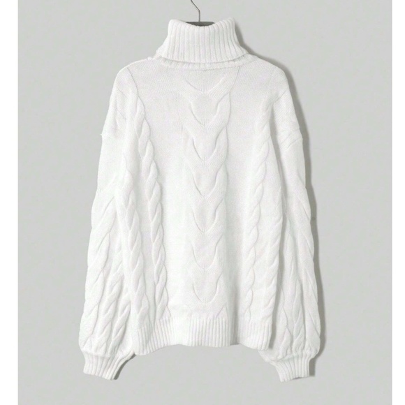 Cozy Chunky Cable Knit Turtleneck Oversized Sweater Top - Picture 3 of 7